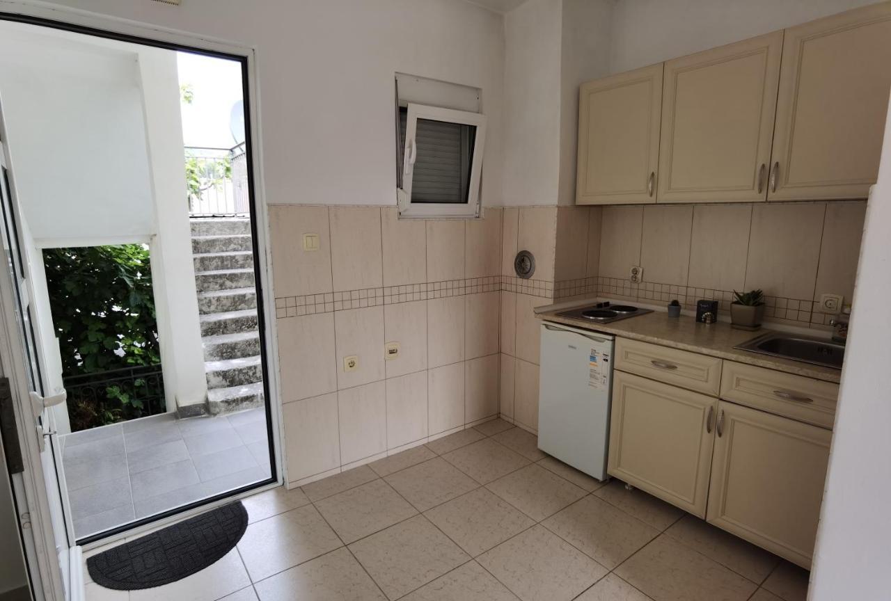 Nikolic Apartmani Бар Екстериор снимка