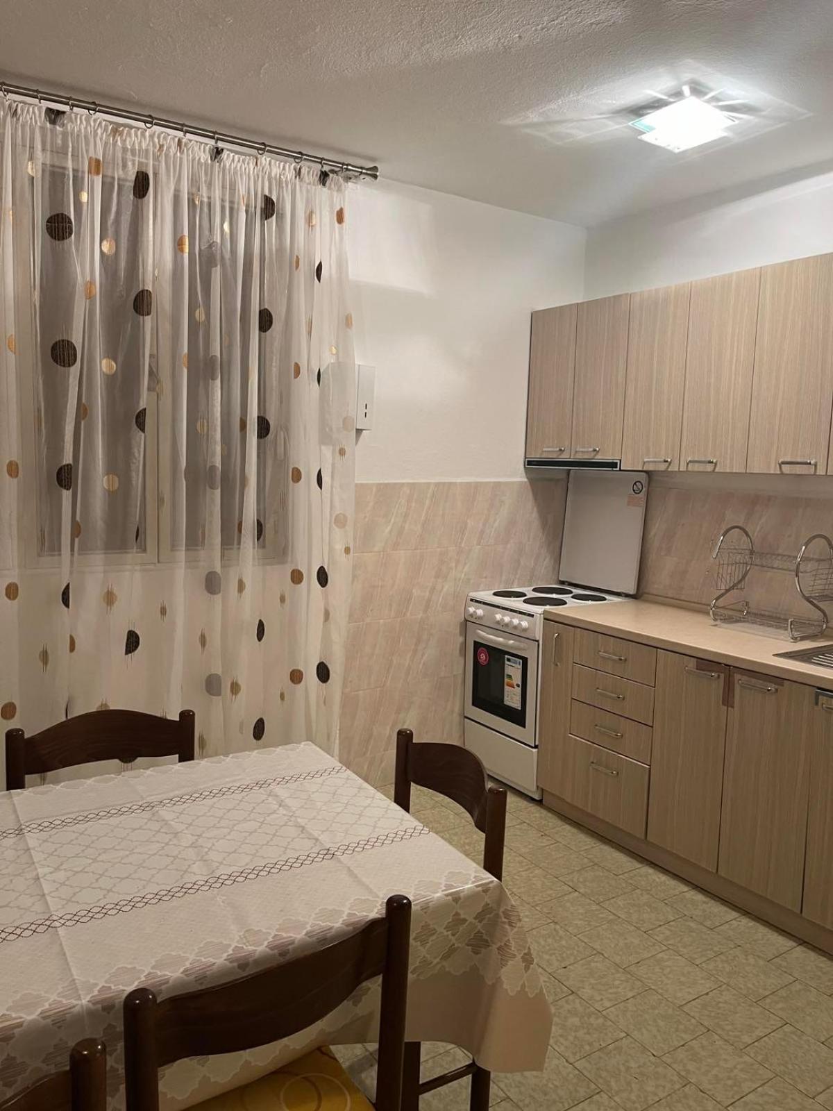 Nikolic Apartmani Бар Екстериор снимка
